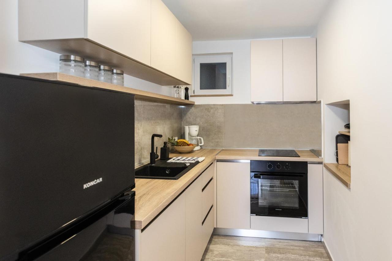 Krmek Apartment